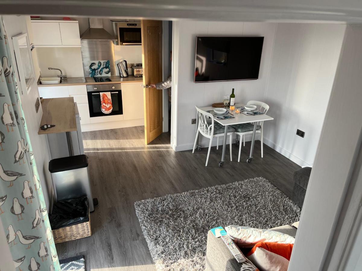 Seas The Day - Self Catering Lodge North Uist Paible Exteriör bild