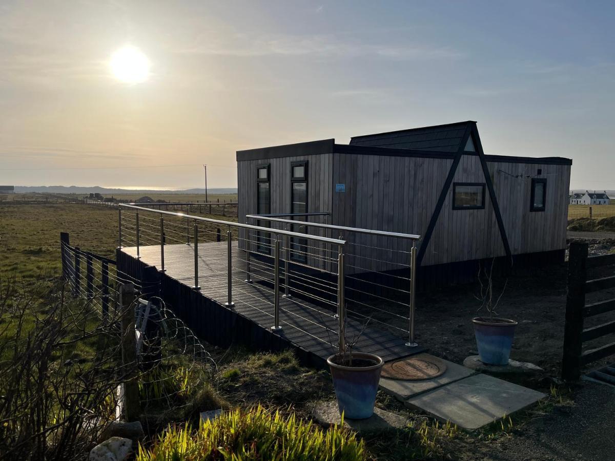 Seas The Day - Self Catering Lodge North Uist Paible Exteriör bild