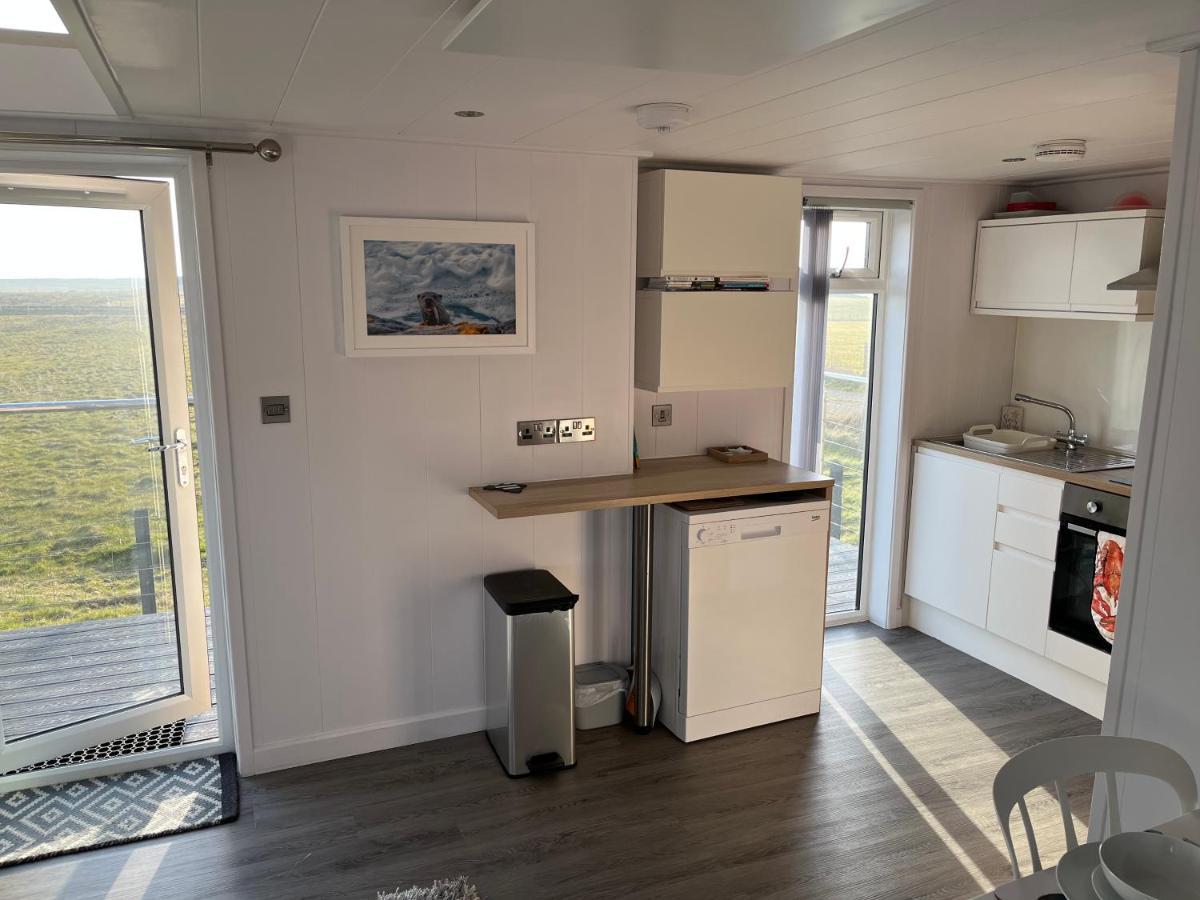 Seas The Day - Self Catering Lodge North Uist Paible Exteriör bild